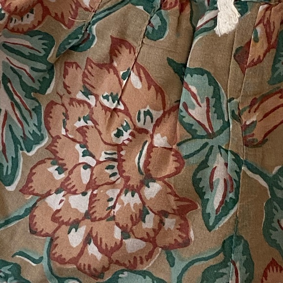 Louise Misha sz 4 shorts EUC - Picture 3 of 8